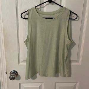 Beyond yoga featherweight rebalance tank